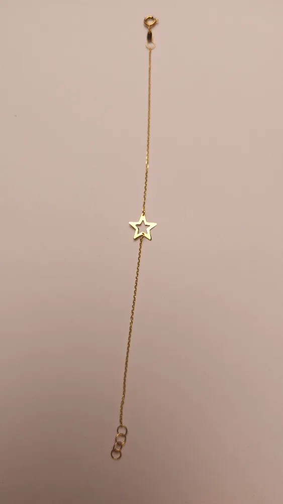 18K Gold Star Bracelet