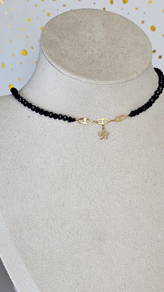 18 Carat Gold Black Beaded Flower Choker Necklace