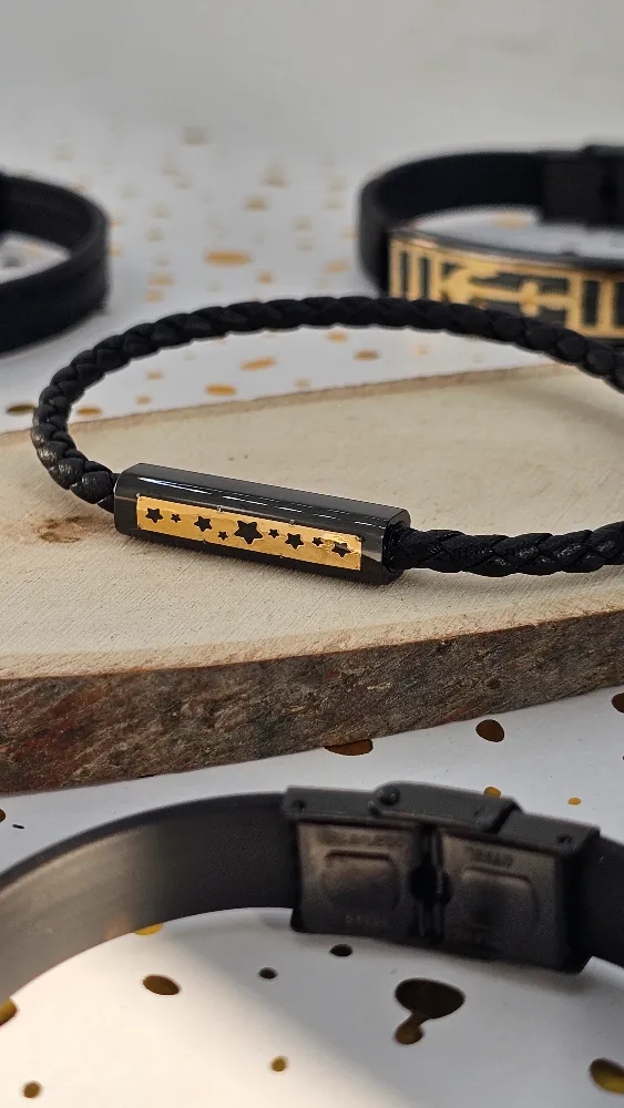 18K Gold Star Bracelet