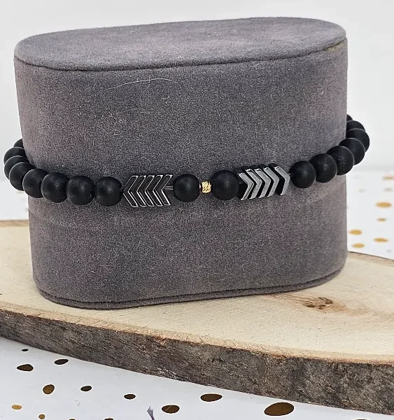 Men’s Black Beaded Bracelet with Silver Arrow Charms & 18 Carat Gold Bead