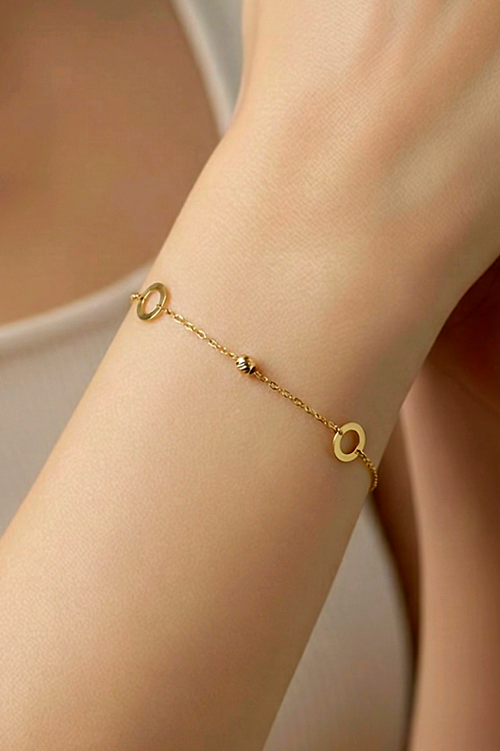 18k gold dual oval bracelet – minimalist fine jewelry