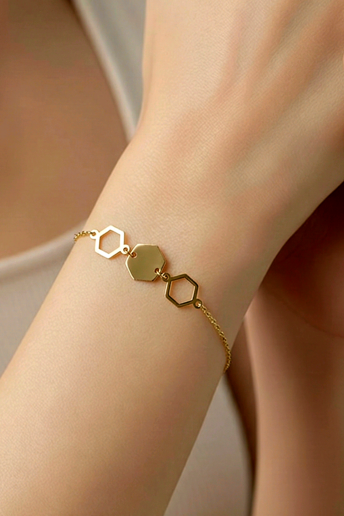 18k gold hexagon bracelet