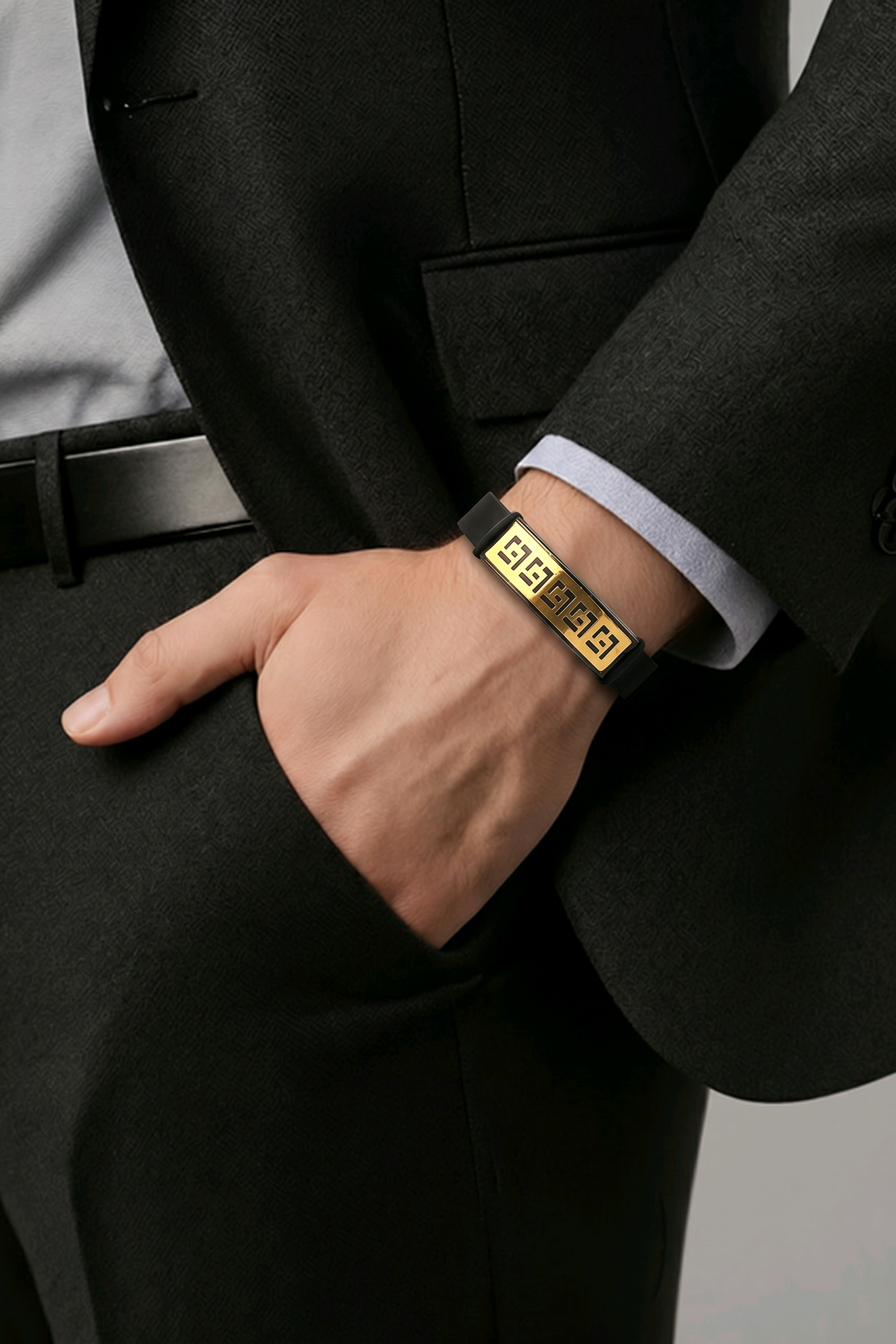 Axion men’s bracelet with 18K gold plate and black band modern design