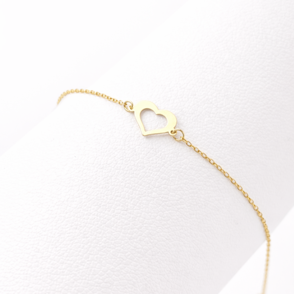 18k gold heart bracelet minimalist design